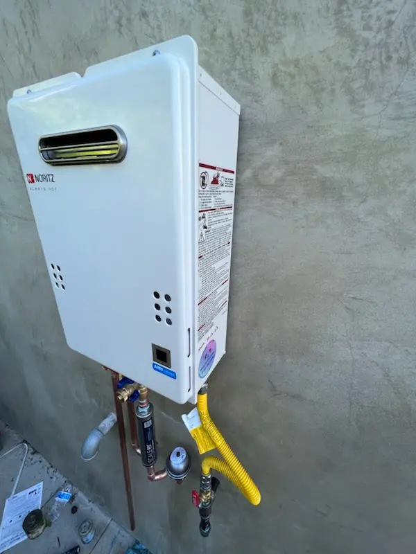 Tankless water heater installation for Accotink Heights homes